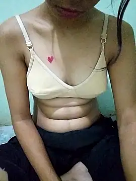 Snapshot of Dreem_love chatting on 03-29-26, 06:41 Dreem love online show from 03-29-26, 06:41