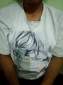 Snapshot of Dreem_love chatting on 04-18-26, 03:21 Dreem love online show from 04-18-26, 03:21