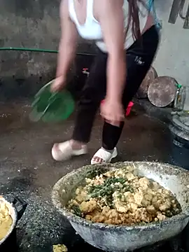 Snapshot of neyney110 chatting on 02-07-26, 10:08 neyney110 online show from 02-07-26, 10:08