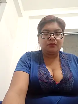 Snapshot of Elie_Hallway chatting on 03-06-26, 06:48 Elie Hallway online show from 03-06-26, 06:48