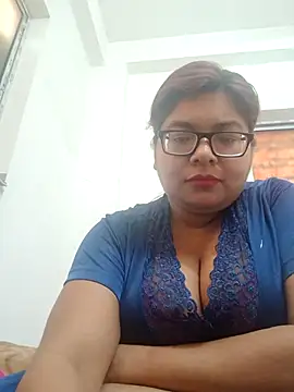 Snapshot of Elie_Hallway chatting on 03-08-26, 02:37 Elie Hallway online show from 03-08-26, 02:37