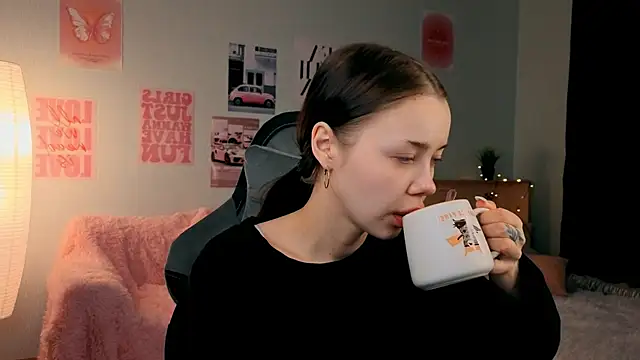 Snapshot of Vexnexe chatting on 03-04-26, 07:42 Vexnexe online show from 03-04-26, 07:42