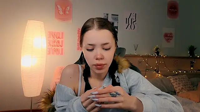 Snapshot of Vexnexe chatting on 03-07-26, 08:06 Vexnexe online show from 03-07-26, 08:06