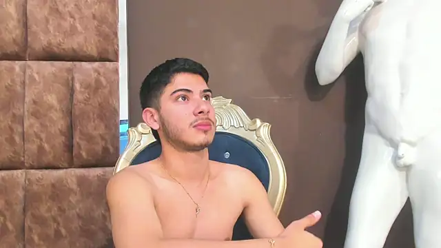 Apolo Gray online show from 03-12-26, 06:36