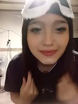 Snapshot of dieciochoyundia chatting on 03-01-26, 01:29 dieciochoyundia online show from 03-01-26, 01:29