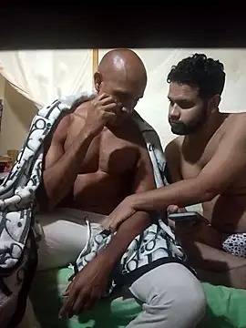 Snapshot of djmorenoo chatting on 03-08-26, 05:33 djmorenoo online show from 03-08-26, 05:33