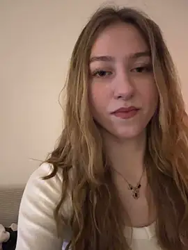 Snapshot of romyxxs chatting on 02-02-26, 08:18 romyxxs online show from 02-02-26, 08:18