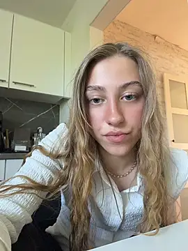 romyxxs online show from 04-29-26, 03:27