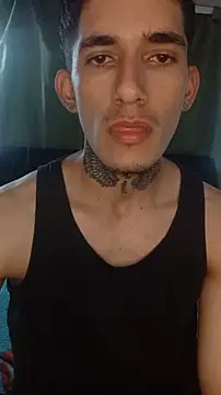 Snapshot of Alexwedcam chatting on 02-07-26, 06:44 Alexwedcam online show from 02-07-26, 06:44