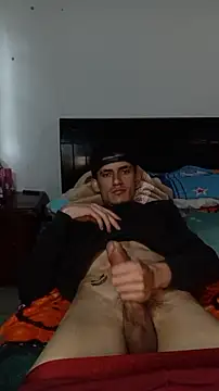 Snapshot of Alexwedcam chatting on 02-18-26, 06:37 Alexwedcam online show from 02-18-26, 06:37