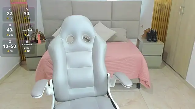 Nasira sultan online show from 04-26-26, 02:09