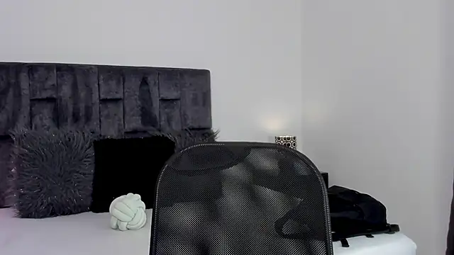 Malory Saenzz online show from 02-08-26, 04:10