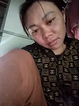 Bella-222 online show from 04-25-26, 01:41