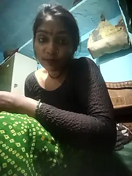 Snapshot of Hotty_raghni chatting on 02-18-26, 03:08 Hotty raghni online show from 02-18-26, 03:08