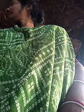 Snapshot of Hotty_raghni chatting on 03-14-26, 02:17 Hotty raghni online show from 03-14-26, 02:17