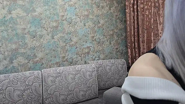 Yunakiss online show from 02-13-26, 07:54