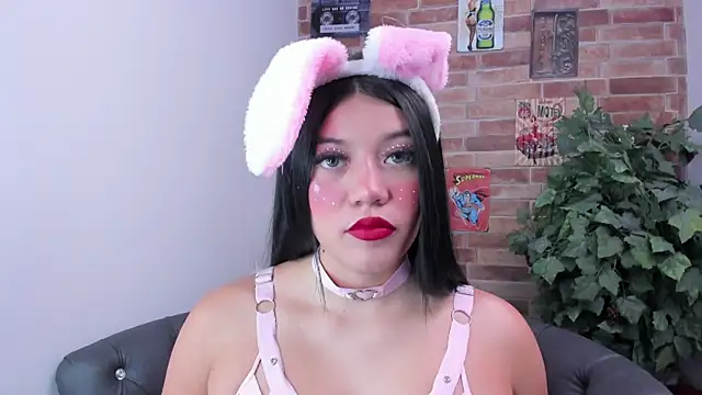 Snapshot of foxy_vera chatting on 07-22-26, 11:02 foxy vera online show from 07-22-26, 11:02