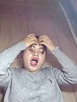 emlylyxinh online show from 01-31-26, 09:46