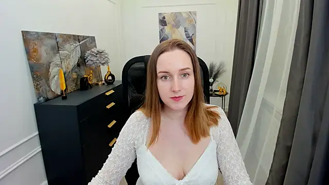 Snapshot of CaseyTerini chatting on 04-30-26, 12:00 CaseyTerini online show from 04-30-26, 12:00