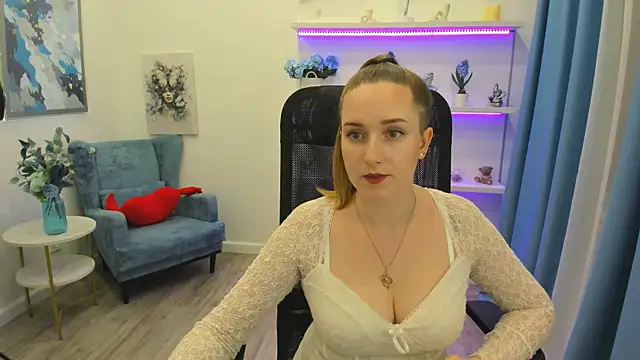 Snapshot of CaseyTerini chatting on 05-23-26, 11:36 CaseyTerini online show from 05-23-26, 11:36