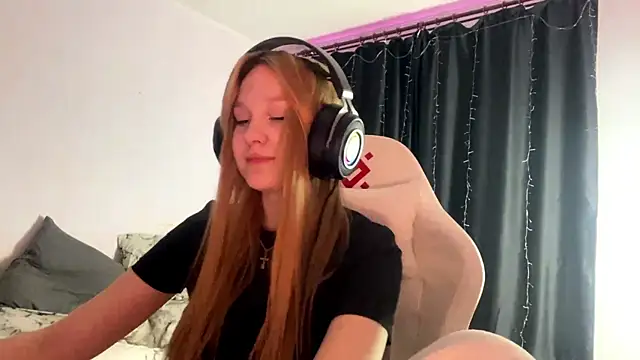 axin burnell online show from 04-10-26, 05:17