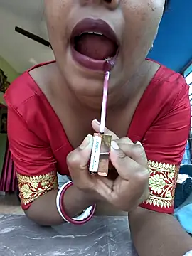 Mahira06 online show from 03-25-26, 04:40