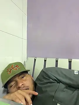 Snapshot of Danny_black11 chatting on 03-08-26, 11:19 Danny black11 online show from 03-08-26, 11:19