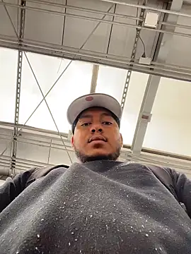 Snapshot of Danny_black11 chatting on 03-10-26, 03:06 Danny black11 online show from 03-10-26, 03:06