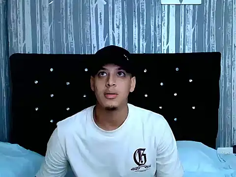 Noah Blackk online show from 02-05-26, 02:00