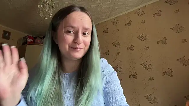 Bubblegum Tempt online show from 04-28-26, 08:19