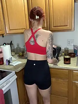 ThornsandHoney online show from 02-20-26, 03:47