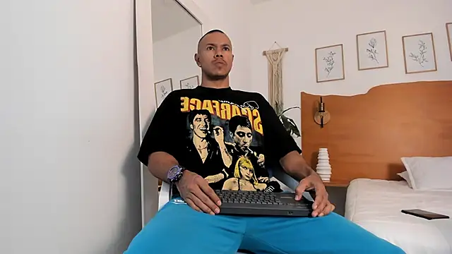 killua zagara  online show from 03-07-26, 09:12