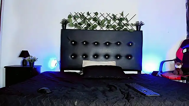 JERO TEASE S7S online show from 04-18-26, 02:15