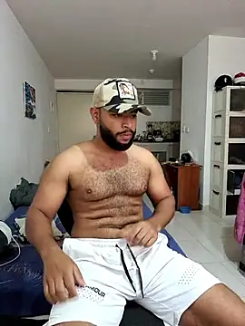 Snapshot of KLEYTON33 chatting on 03-12-26, 02:45 KLEYTON33 online show from 03-12-26, 02:45