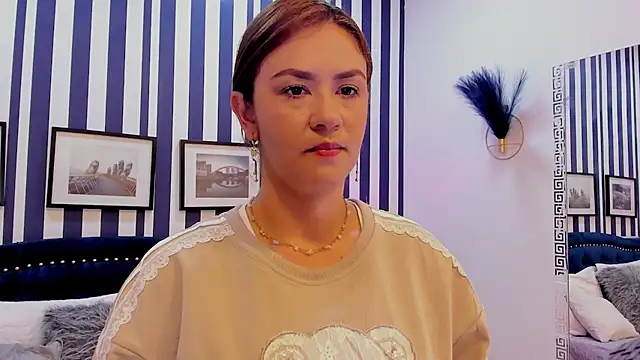 TherezaLarson online show from 04-28-26, 11:48