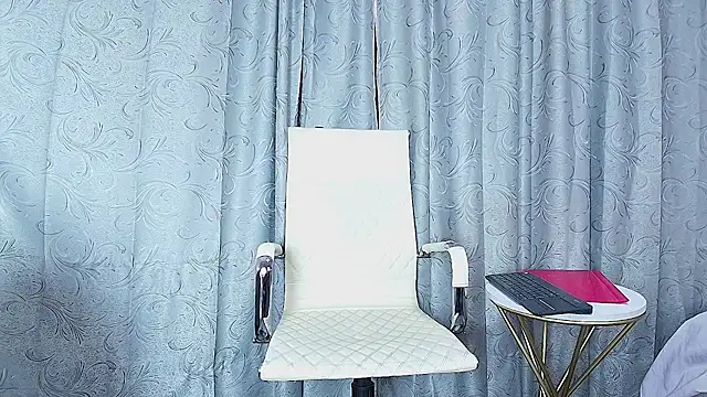 amy noa online show from 04-18-26, 12:53