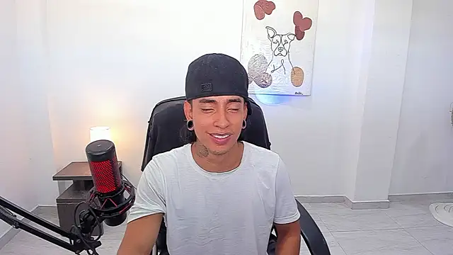 Snapshot of paisa_hotx chatting on 02-22-26, 07:01 paisa hotx online show from 02-22-26, 07:01