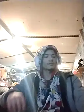 Snapshot of spooky425hd chatting on 02-06-26, 02:27 spooky425hd online show from 02-06-26, 02:27