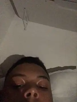 leonardoramos244 online show from 04-01-26, 03:07