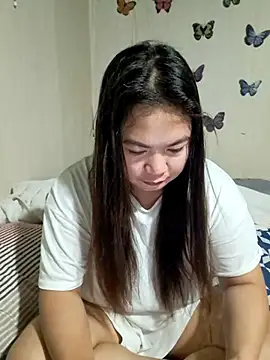 Zyramae 25 online show from 07-19-26, 04:22