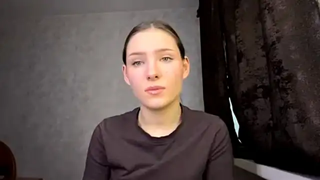 FoxieFlare online show from 02-12-26, 12:27