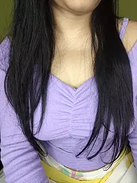 Snapshot of Ishaa_03 chatting on 03-06-26, 08:22 Ishaa 03 online show from 03-06-26, 08:22