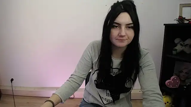 Snapshot of TurnMe_On chatting on 02-14-26, 12:24 TurnMe On online show from 02-14-26, 12:24