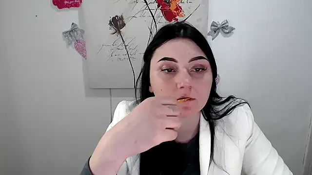 Snapshot of TurnMe_On chatting on 03-09-26, 12:09 TurnMe On online show from 03-09-26, 12:09