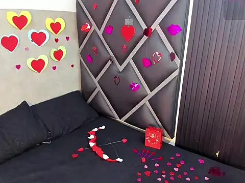 Snapshot of Philipp-Jones chatting on 02-14-26, 12:13 Philipp-Jones online show from 02-14-26, 12:13