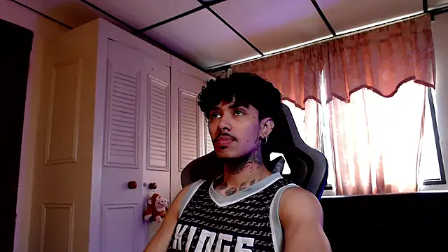 D3v1L88 online show from 04-27-26, 07:12