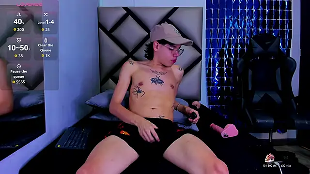 Bennet-Gray online show from 03-10-26, 04:06