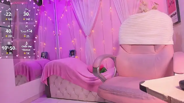 Snapshot of Bella_Miller1_ chatting on 03-07-26, 04:59 Bella Miller1 online show from 03-07-26, 04:59