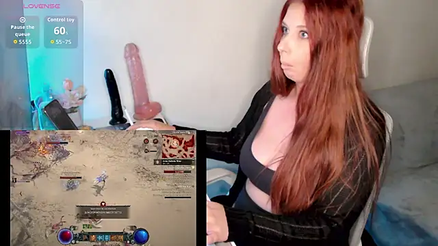 Snapshot of AustrianGirl99AtWork chatting on 03-12-26, 09:21 AustrianGirl99AtWork online show from 03-12-26, 09:21