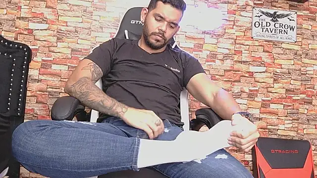 damon69696 online show from 02-05-26, 07:24